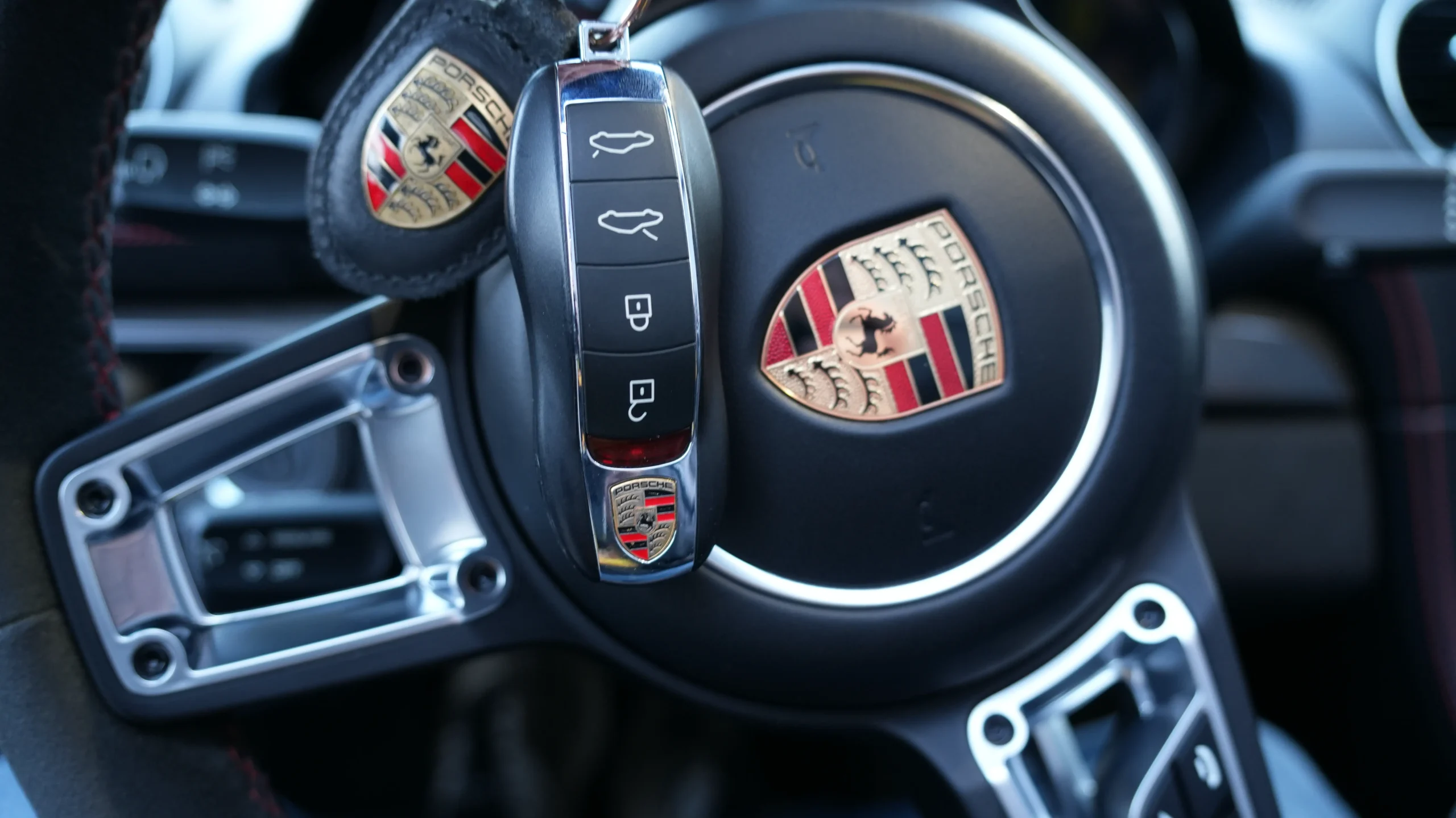 PORSCHE 718 SPYDER 5