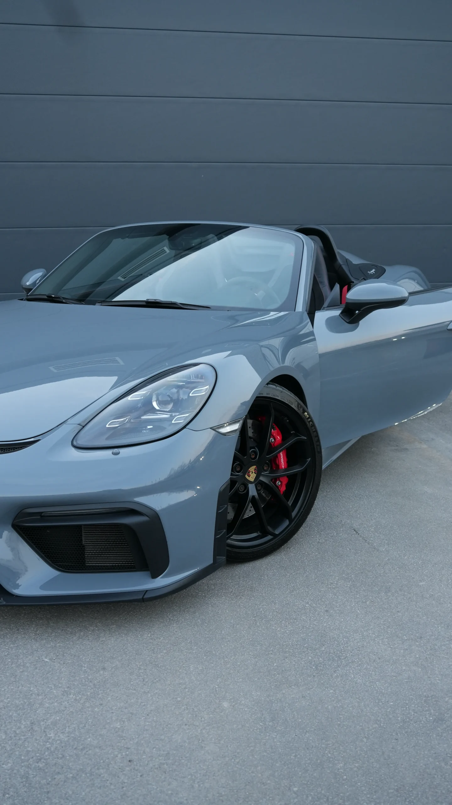PORSCHE 718 SPYDER 2